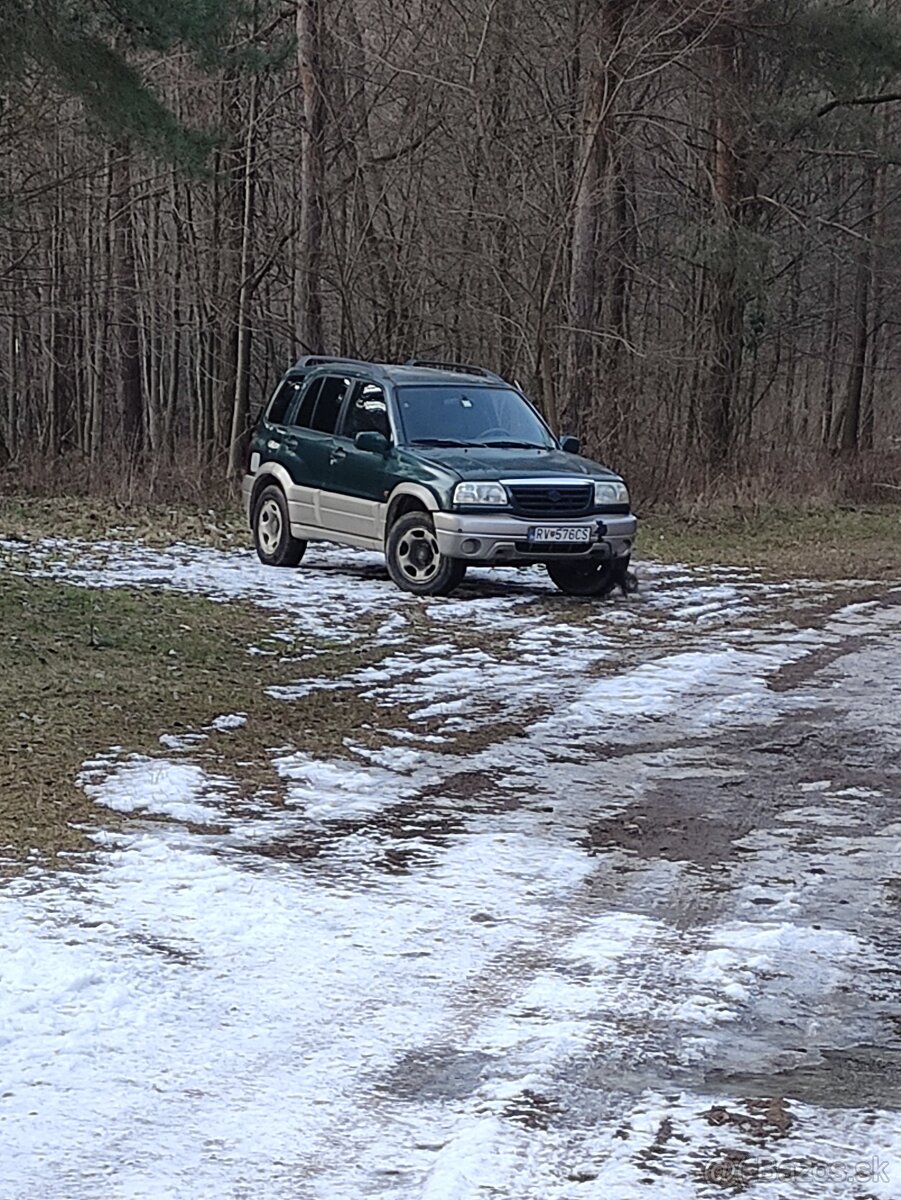 Suzuki Grand Vitara 2.5 V6