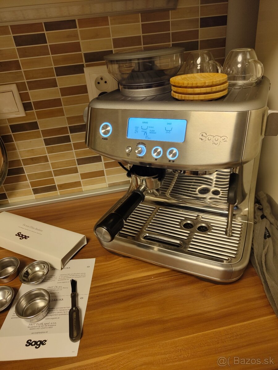 SAGE pákové espresso SES878BST