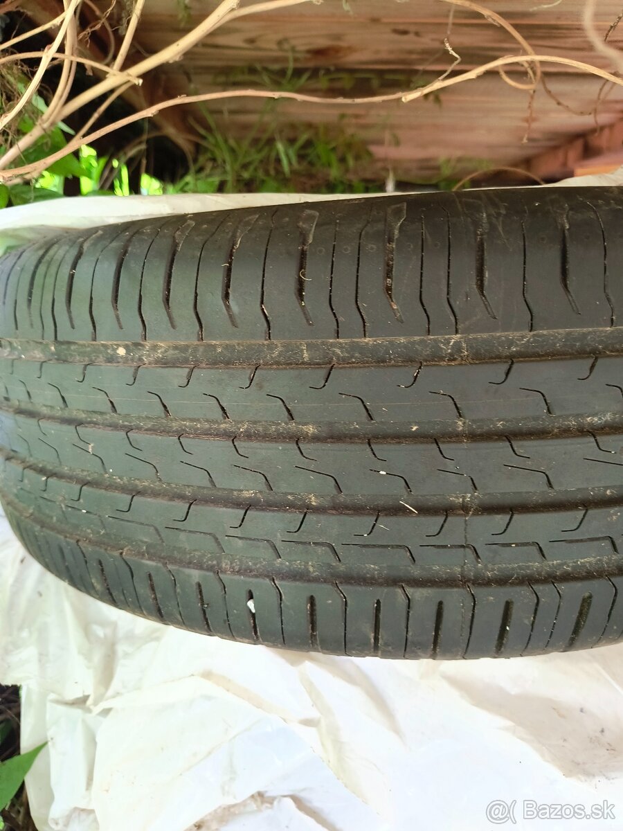 225/60 R17 99H Continental