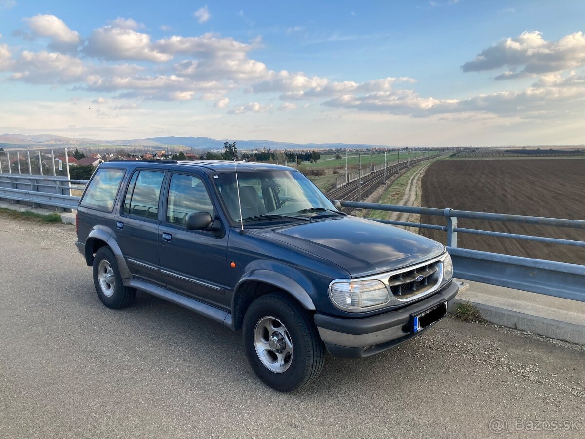 Ford Explorer 4.0 V6 4x4 + LPG