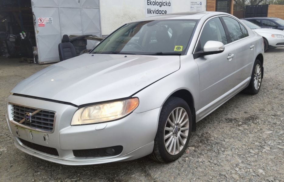 Volvo S80, D5 120kw- Náhradní díly