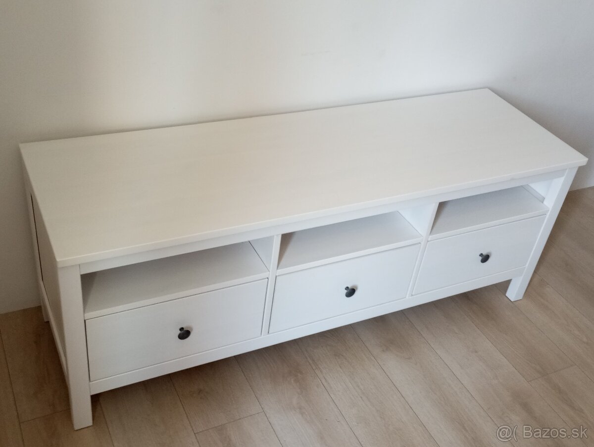 TV stolík Ikea Hemnes