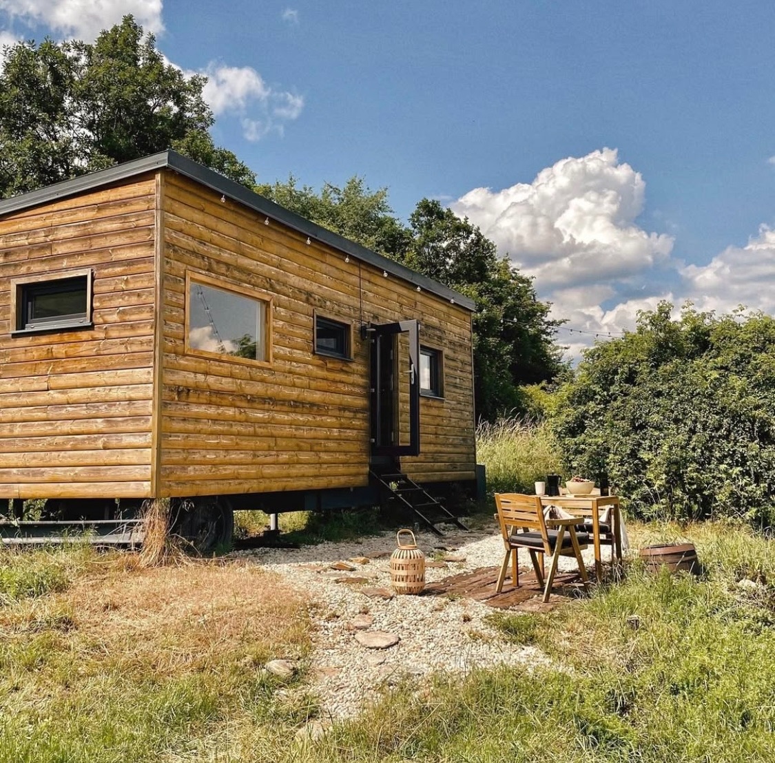 KRÁSNY TINY HOUSE NA PREDAJ , ZABEHNUTÝ BIZNIS