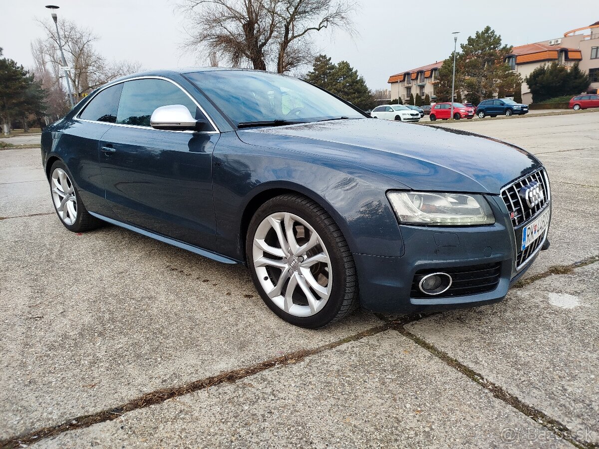 Audi S5 4.2 v8 Quattro manuál 6st.