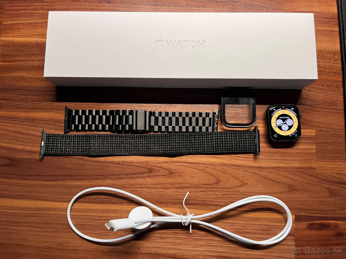 Apple Watch Series 7 GPS Aluminum 45mm - 100 EUR