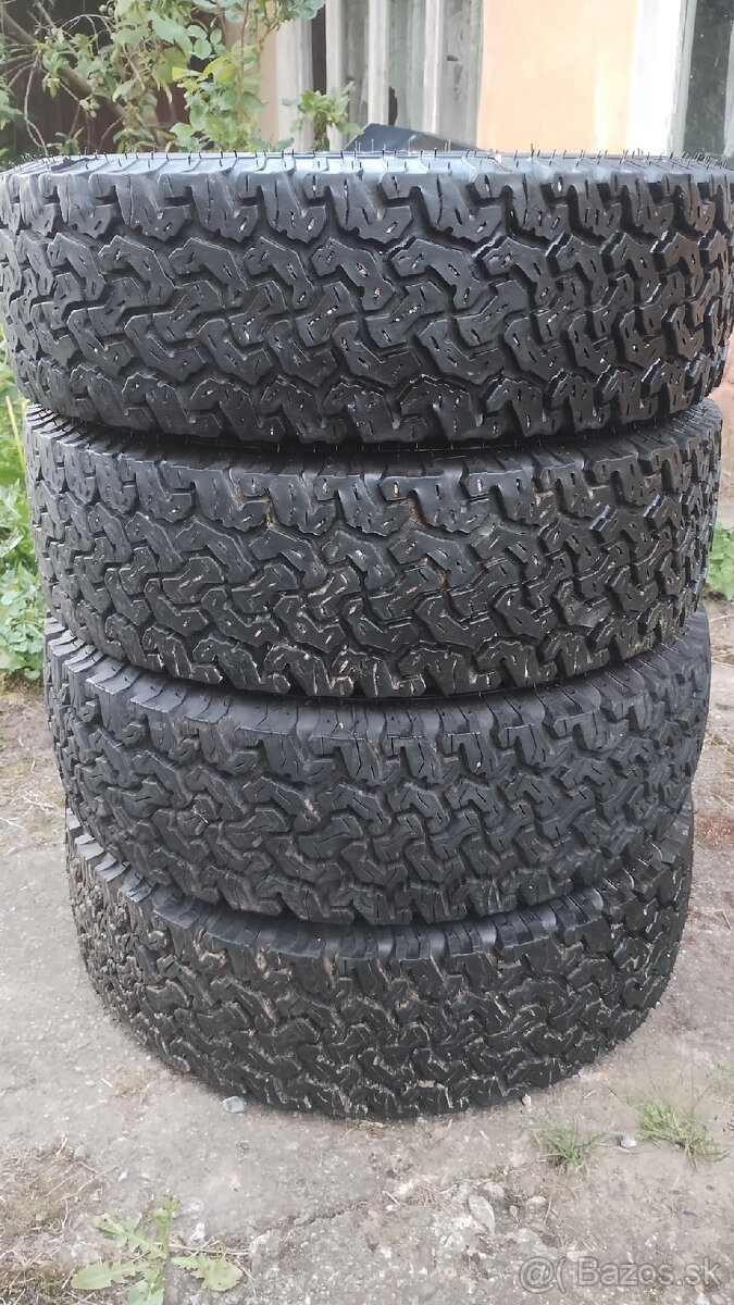 Offroad pneu 195/80 R15