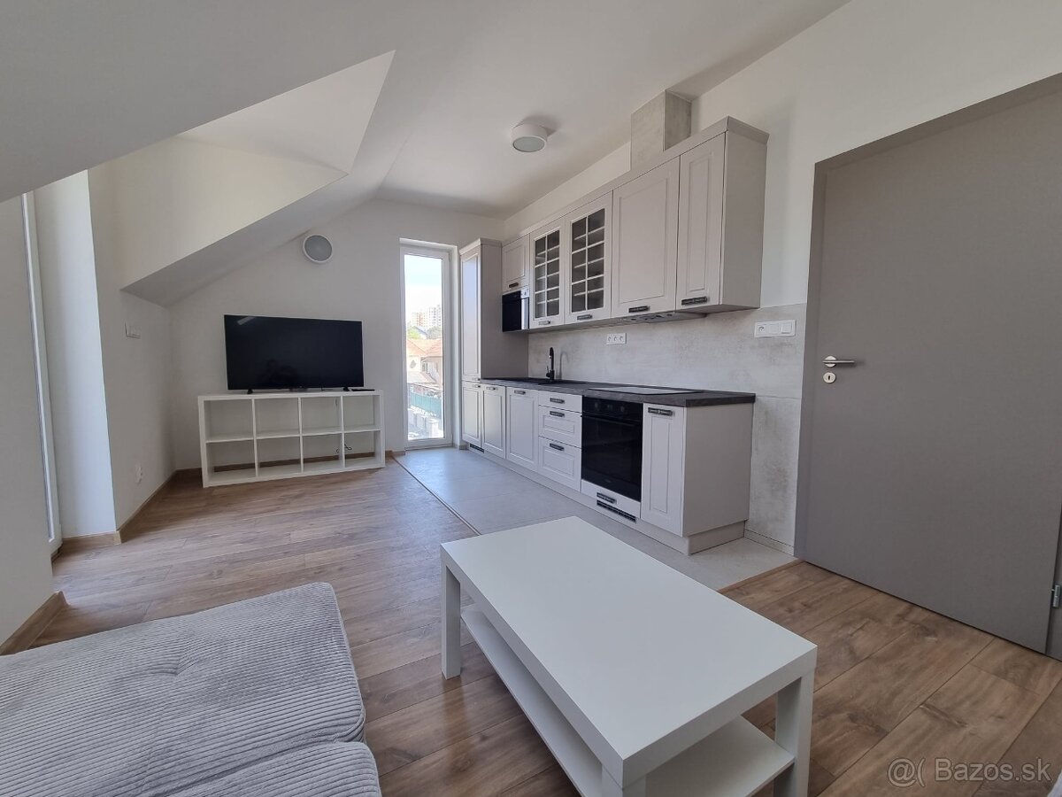 Nový moderný 2 izb apartmán Košice Myslava parkovanie