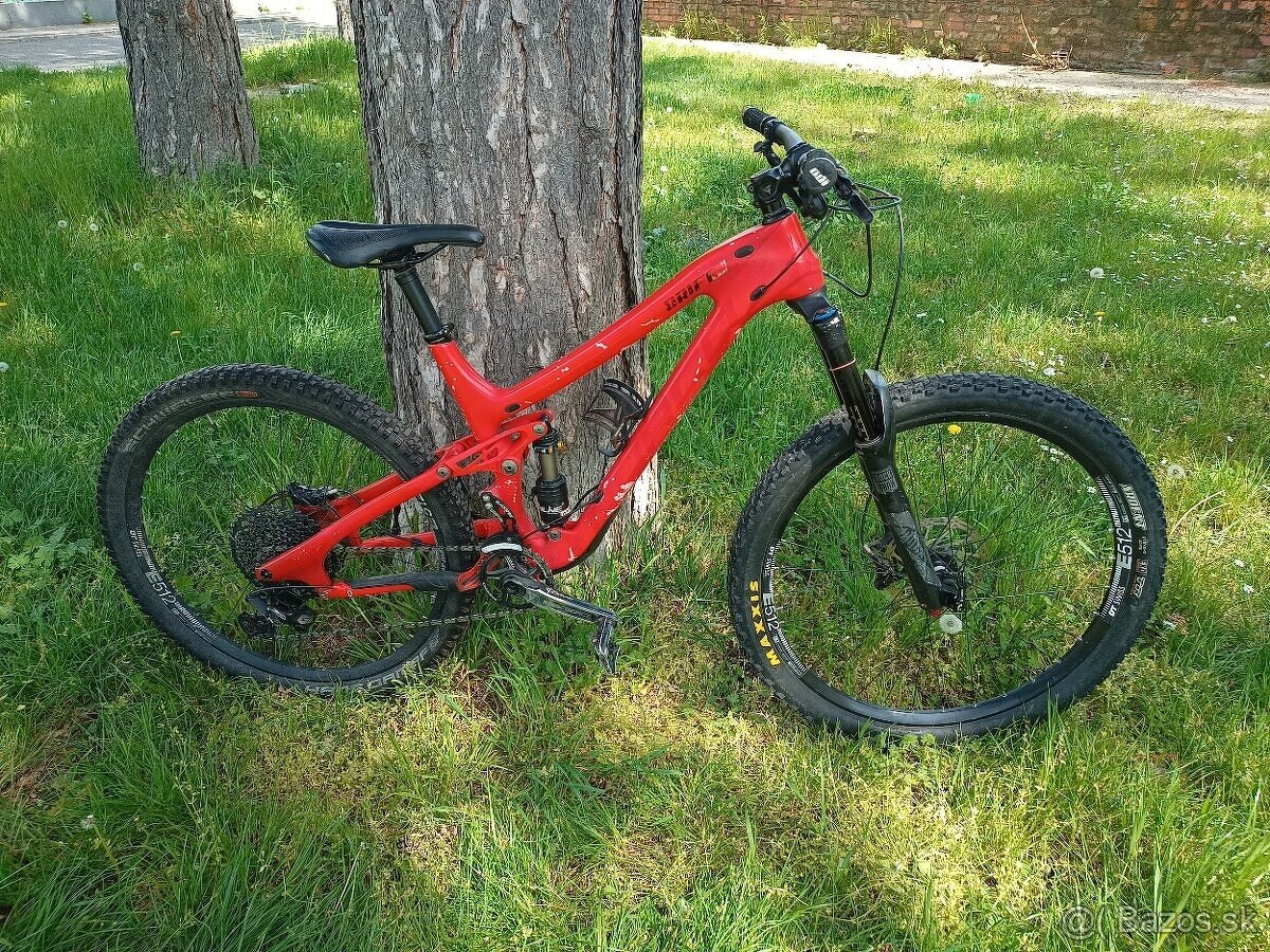 carbon downhill bike NORCO celopero 27,5", ram M