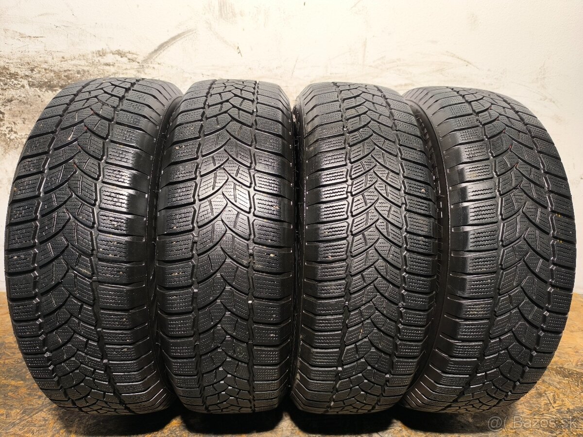 195/65 R15 Zimné pneumatiky Firestone Winterhawk 4 kusy