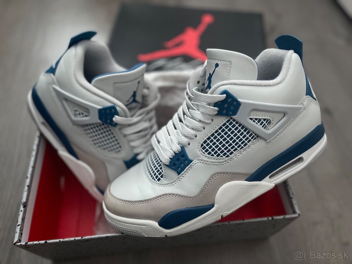 Air Jordan 4 Military Blue