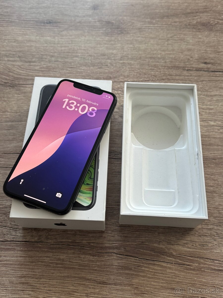 Iphone xs 64 gb čierny