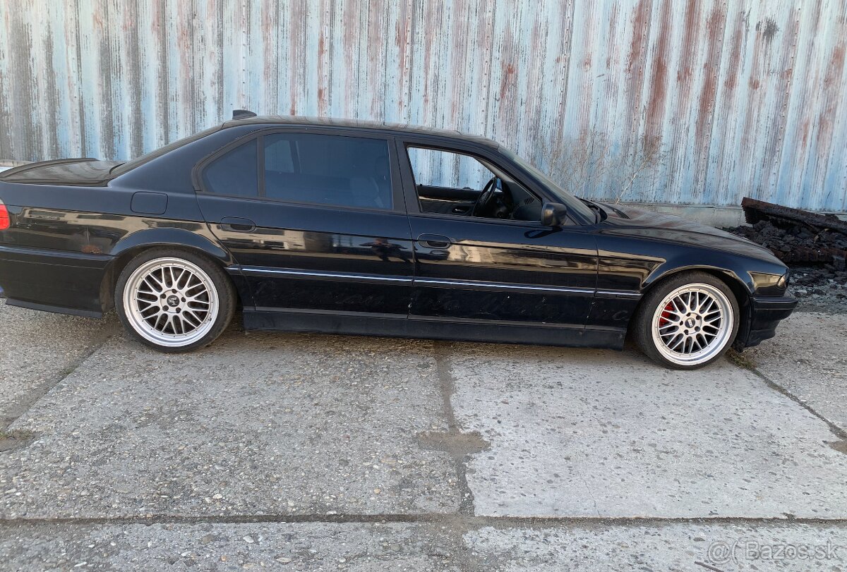 BMW E38 740iL V8 LONG