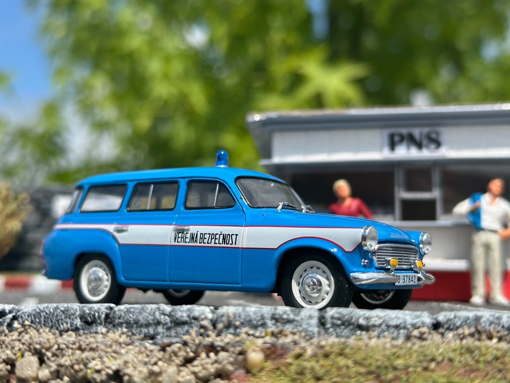 ŠKODA Predam zberatelsky model v mierke 1:43.