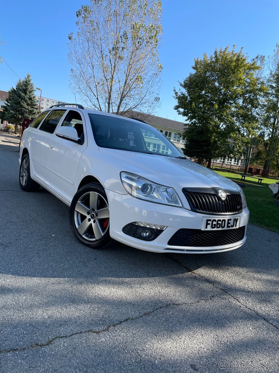 Škoda Octavia VRS DSG CR  Dovoz GB