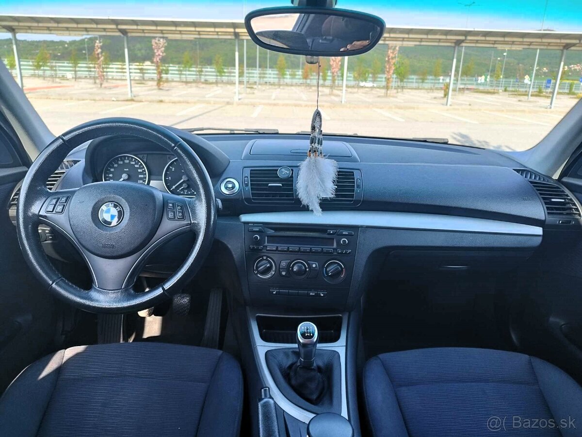 BMW 118i 2007