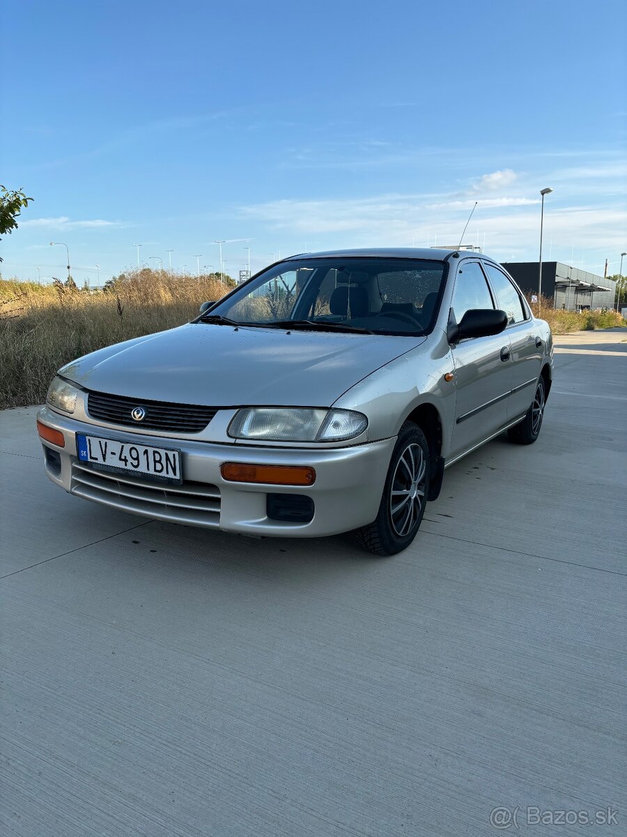 Mazda 323