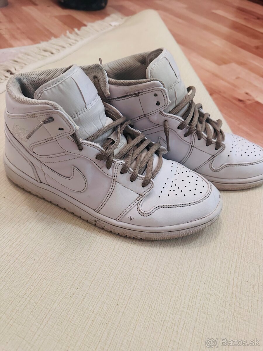 Jordan 1 číslo 41