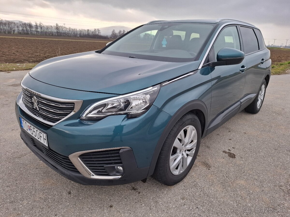 Peugeot 5008 Allure 1,5 BLUEHDI,96 kw,7 MIEST,LED,NAVI,...