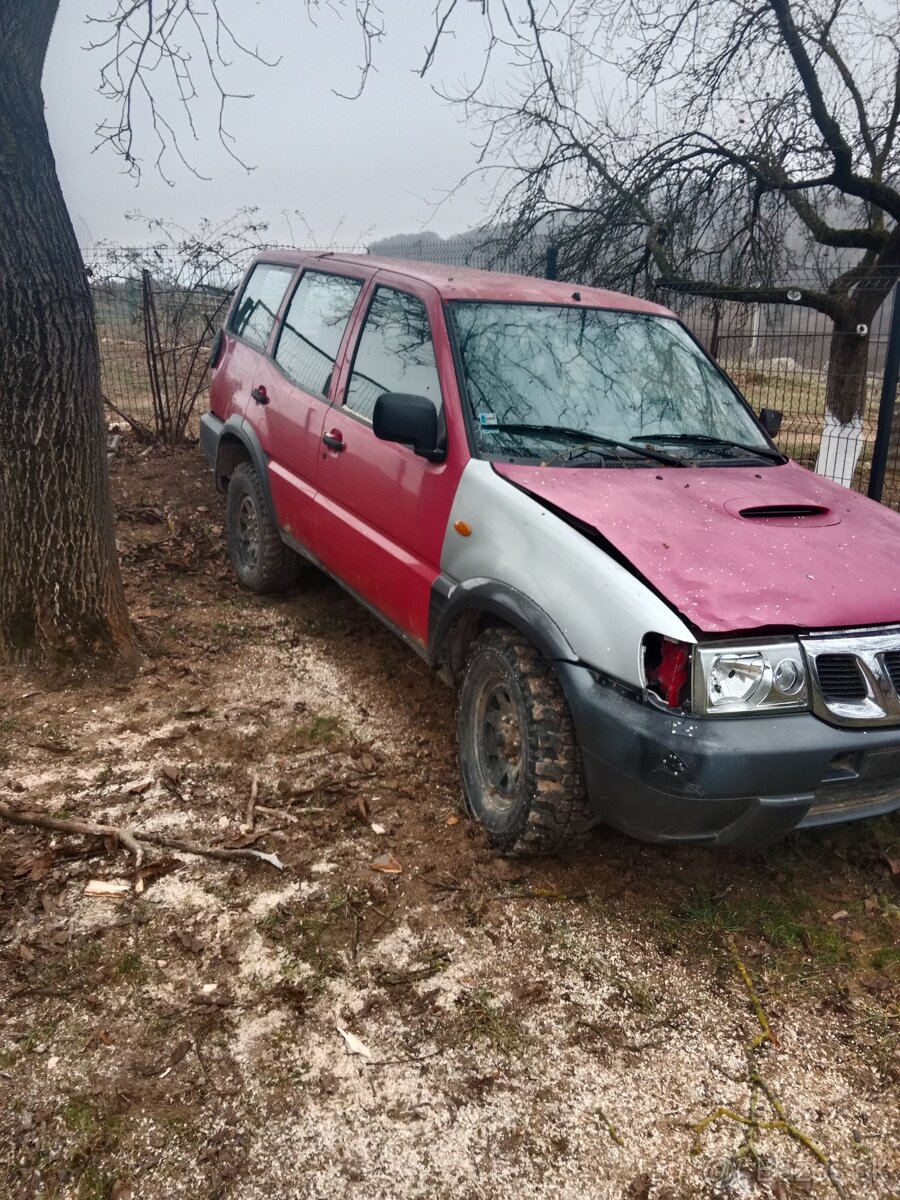 Terrano II r20