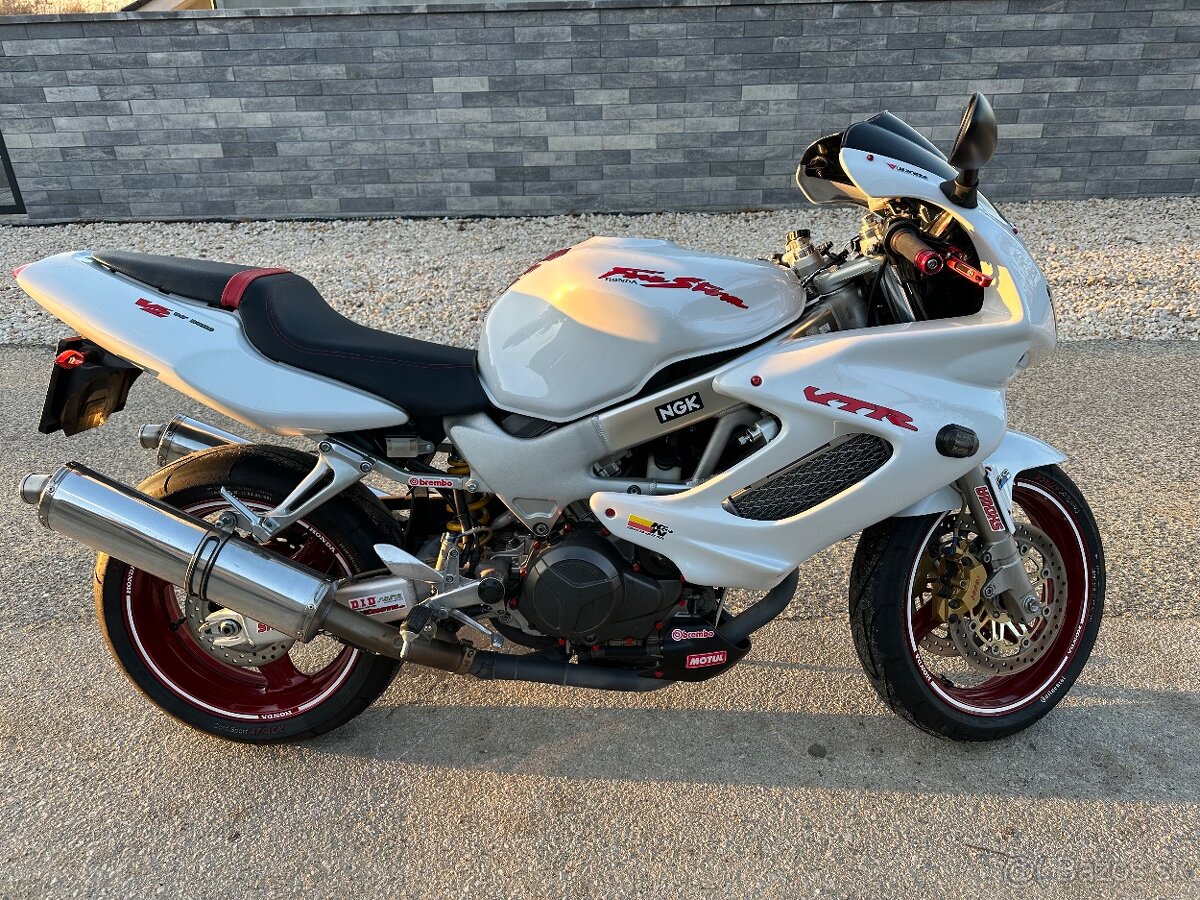 Honda VTR 1000F