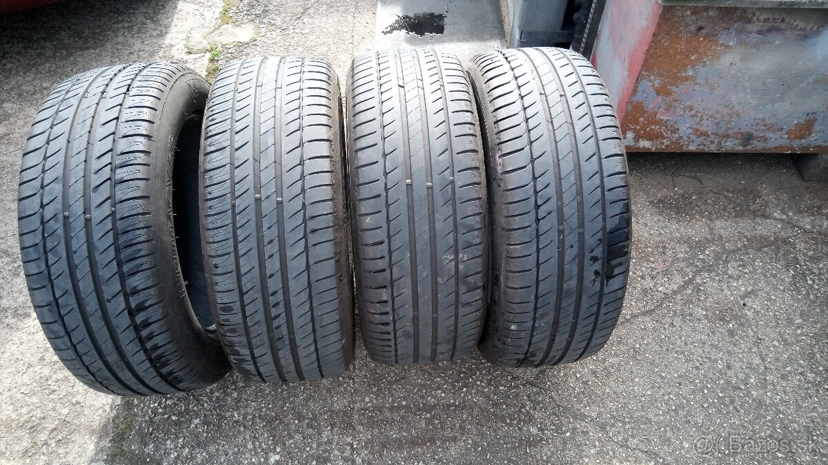 225/55 R17