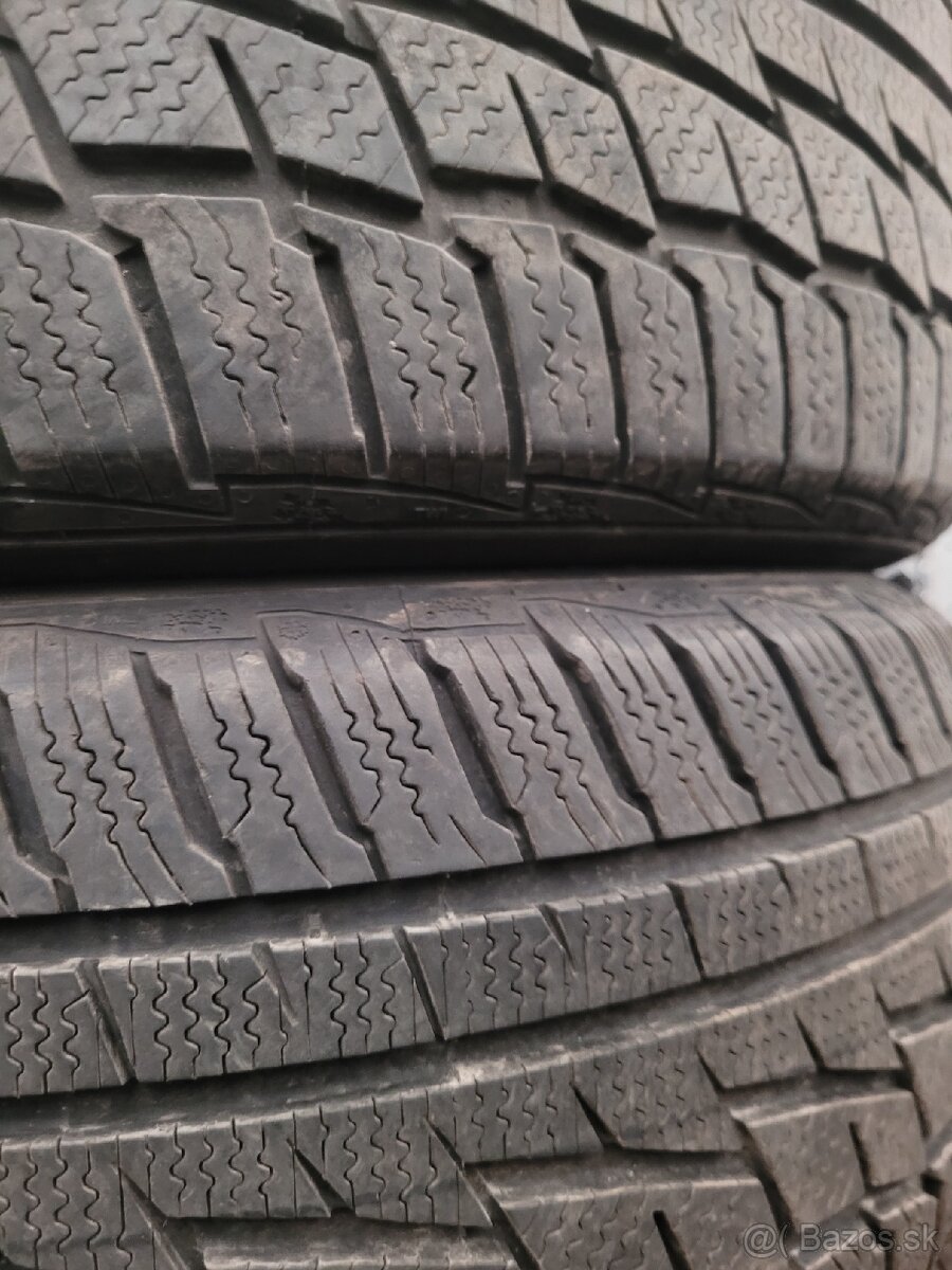 Zimná pneumatika 225/50R17