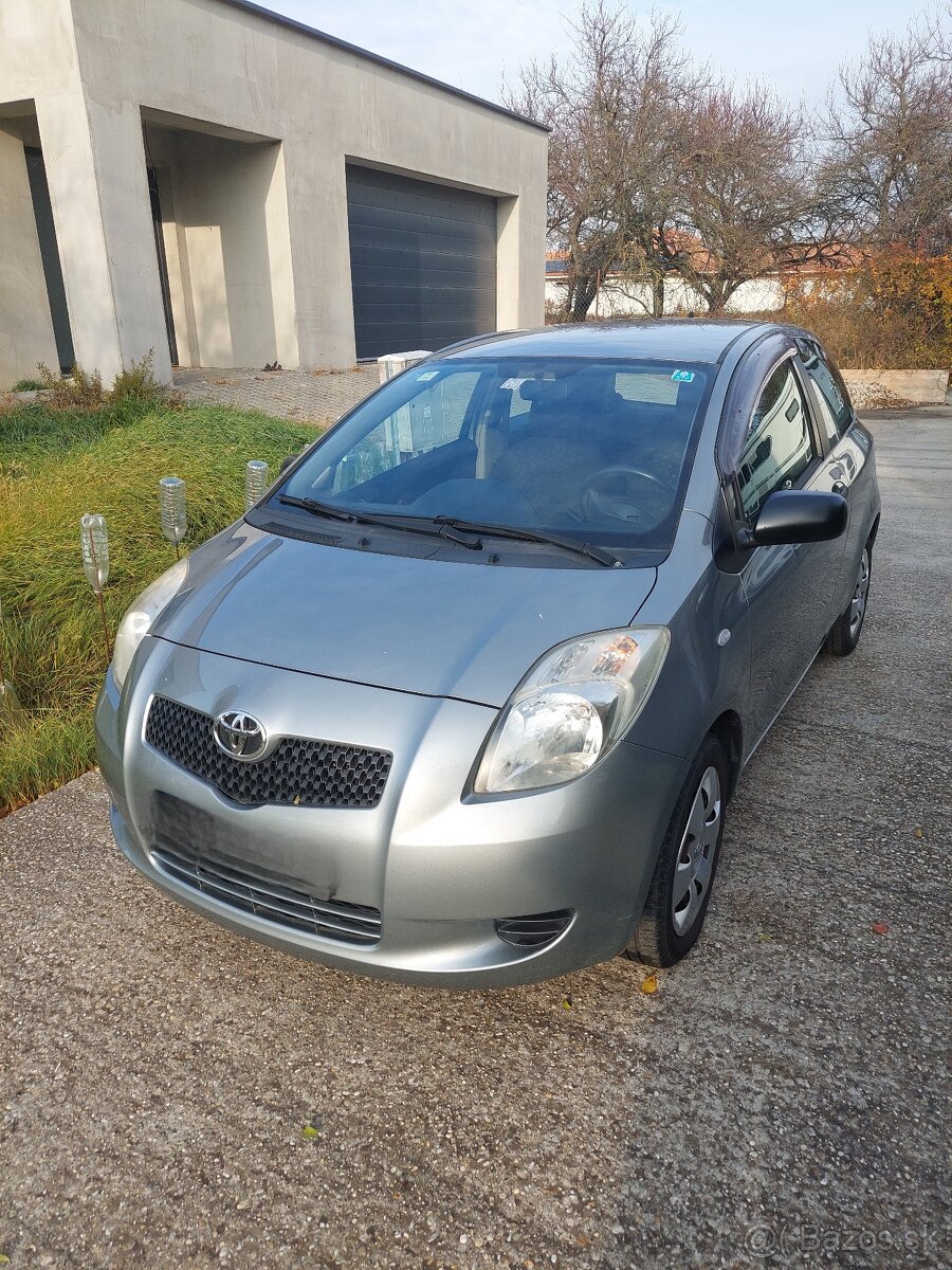 TOYOTA YARIS, 1.3; r.v. 2007