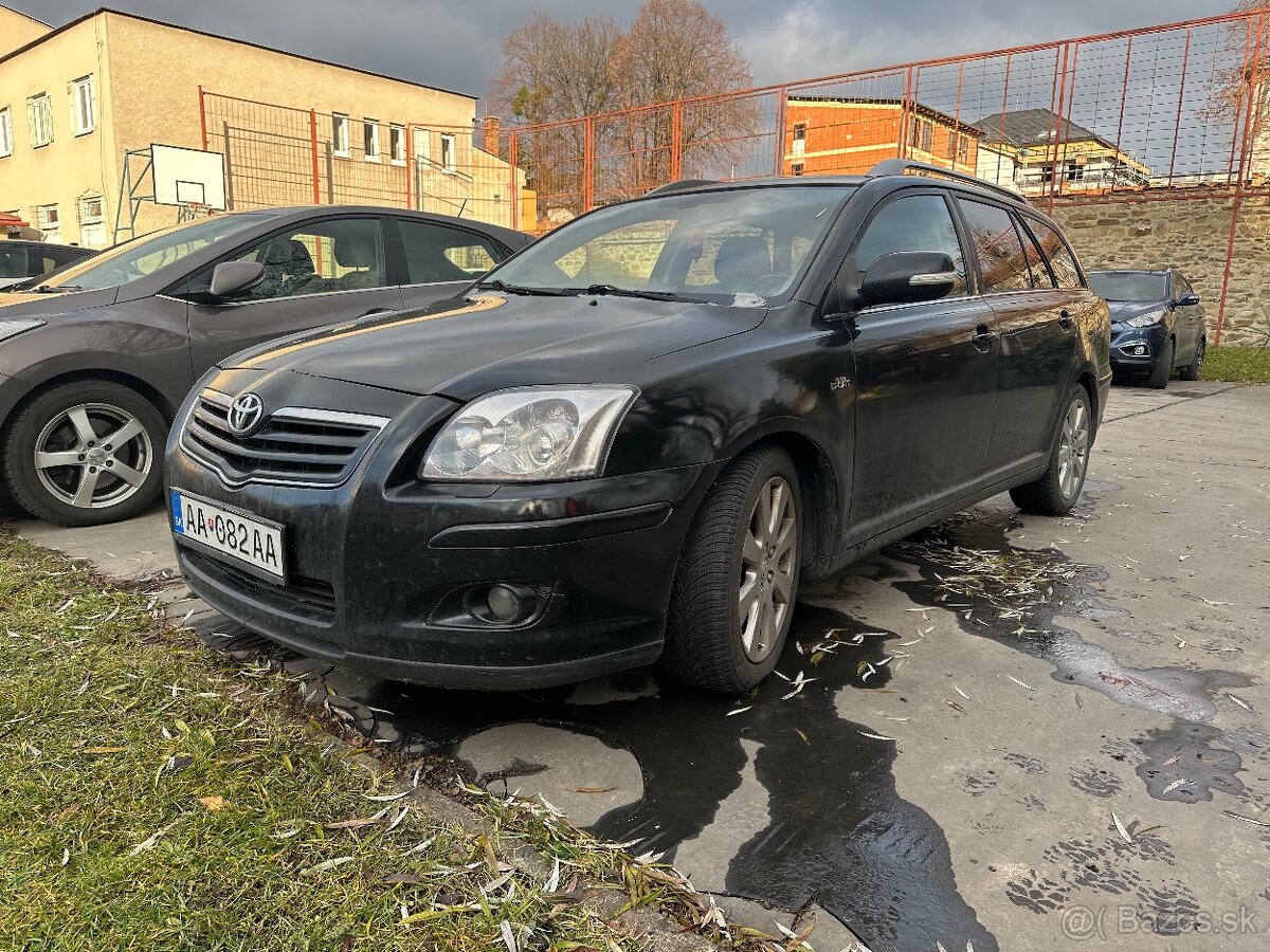 Predám Toyotu Avensis 2,0D