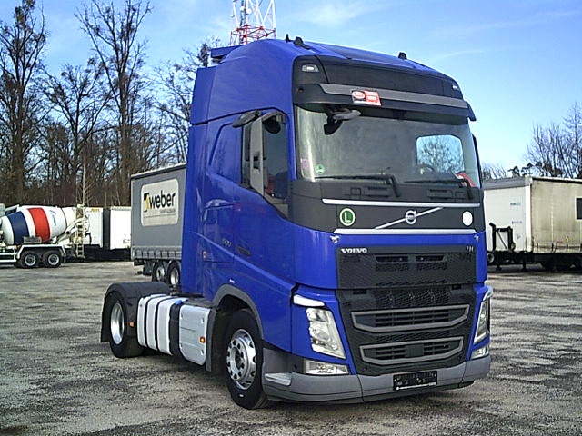 VOLVO FH 4 13 500 GLOBETROTTER XL 2016 + IPARKCOOL