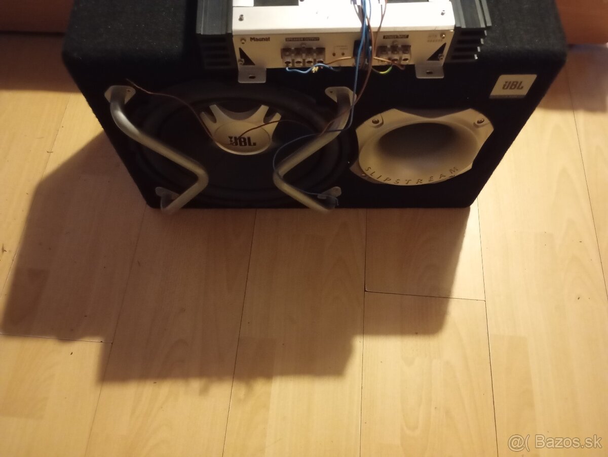 Predám Subwoofer plus zosilovač  pri osobnom odbere dnes 100