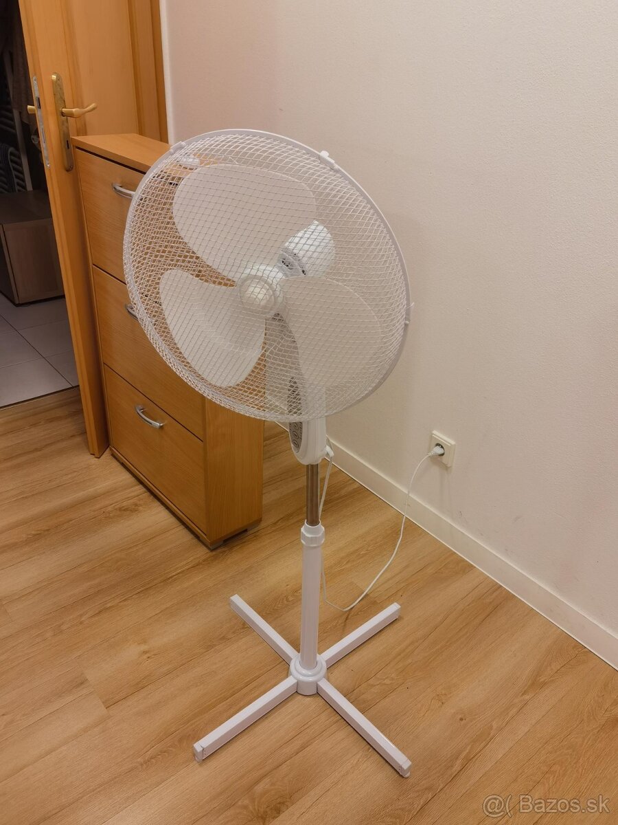 Onedlho zase príde horúce leto - Predám Ventilátor