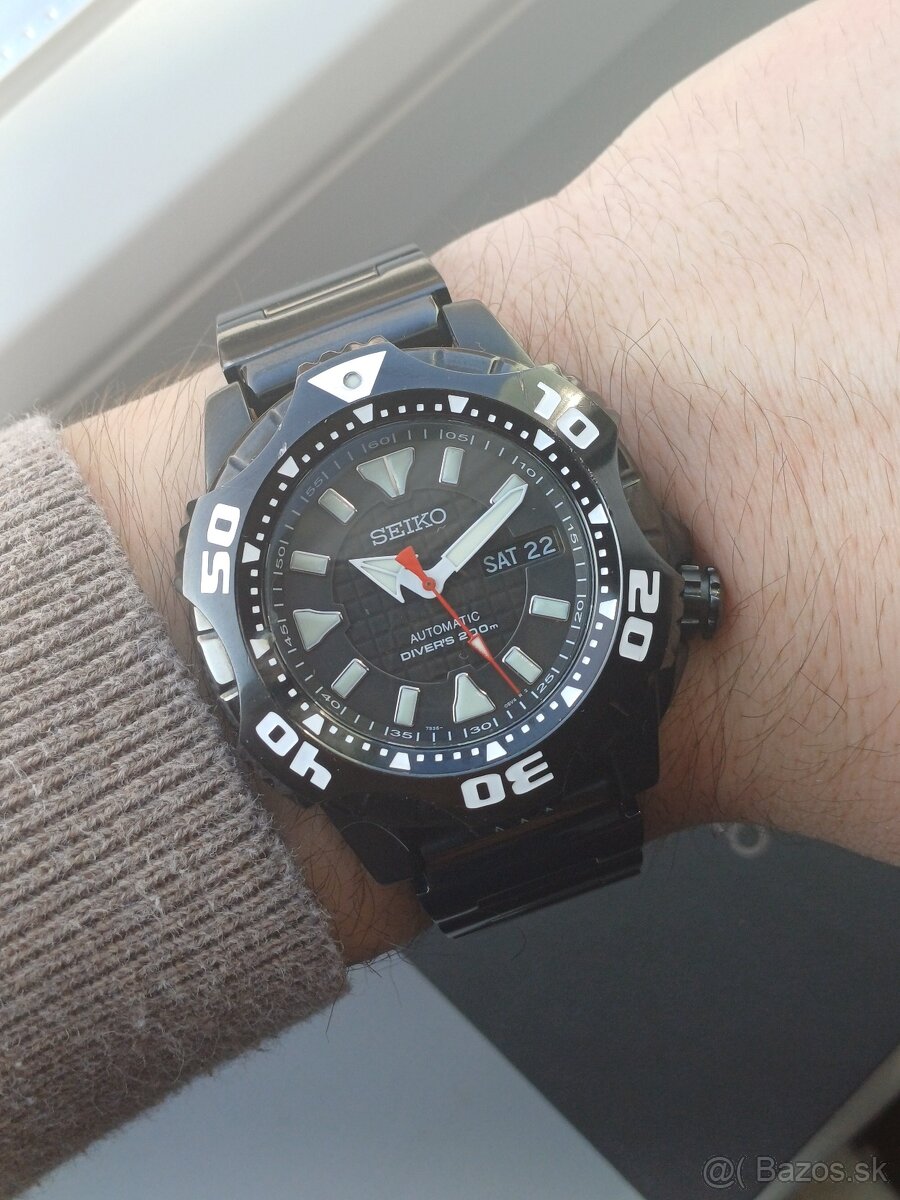 Seiko Diver's Superior Shuriken Black PVD