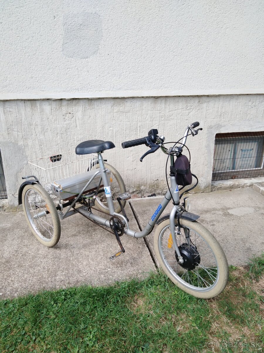 Elektrický trojkolesový bicykel