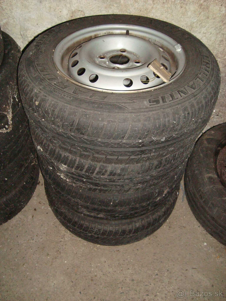 Disky 5,5J x 13 a Pneu 175/70 R13  82T