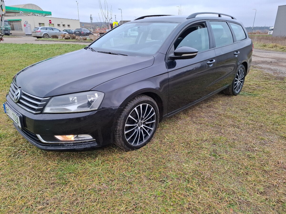 VW Passat B7 1.6 TDI 77kw Kombi Klima .,Model 2011 Nová Stk