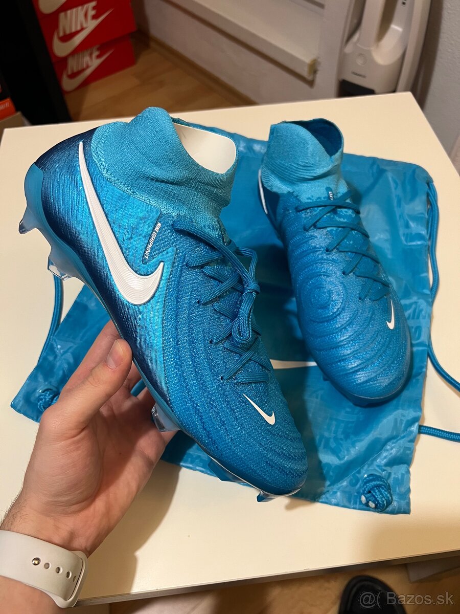 Kopačky Nike Phantom Luna II Elite FG