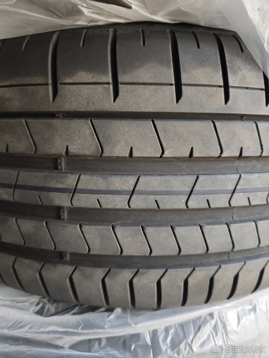 Predám 2ks pneu Pirelli P Zero PZ4 275/30 R20 AO