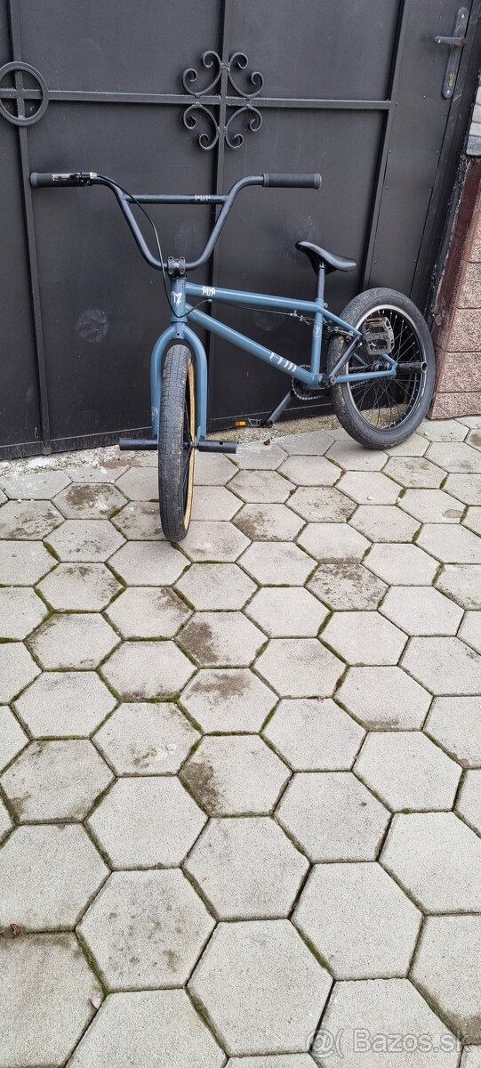 Bmx bicykel