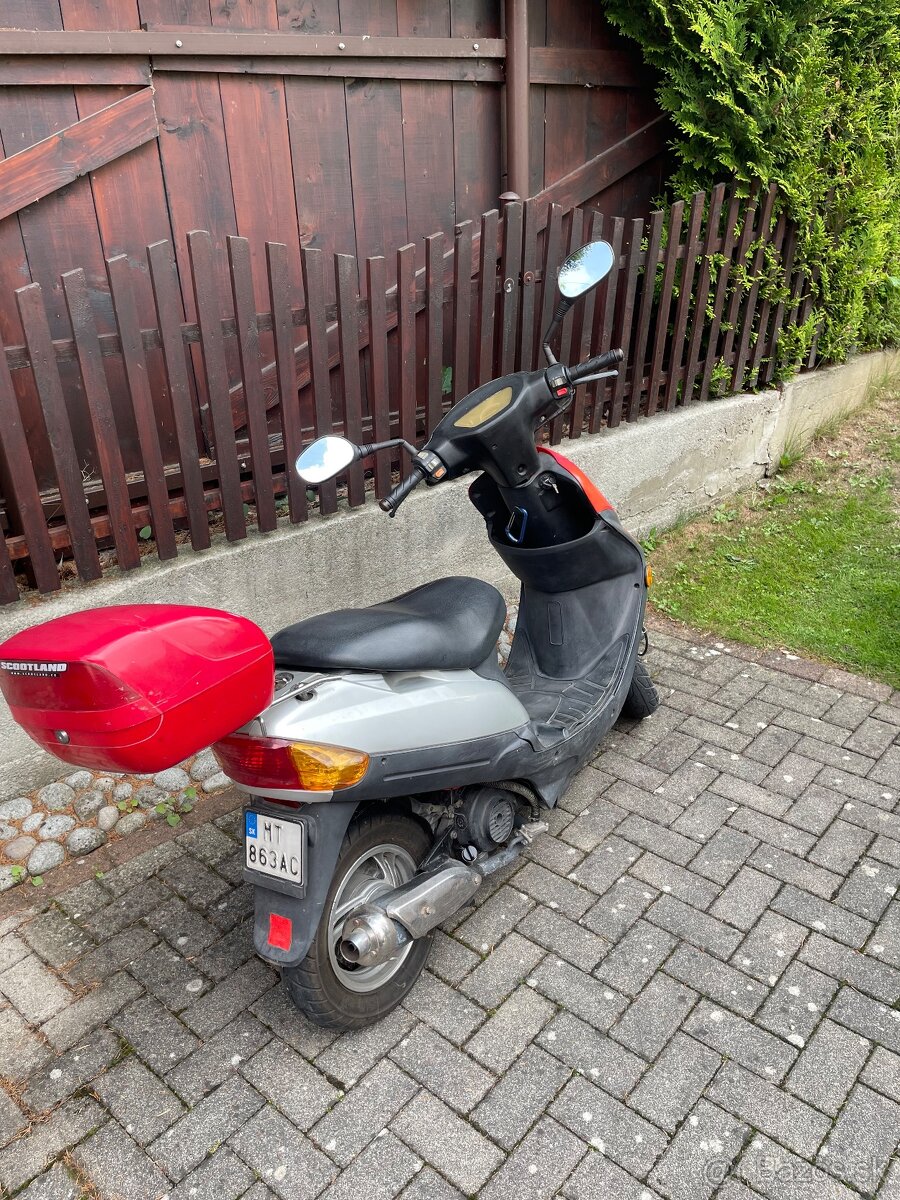 Skúter 50ccm