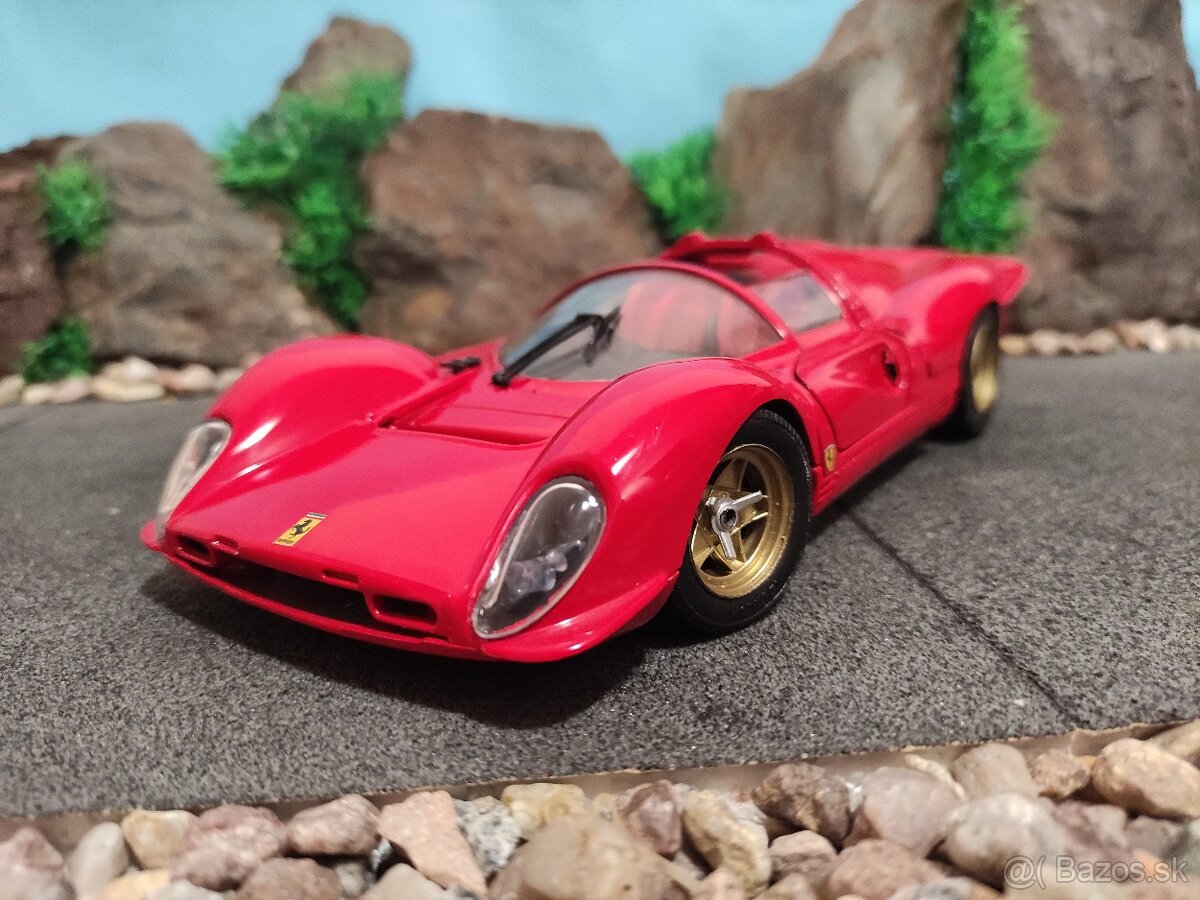 rodám model 1:18 ferrari 330 P4