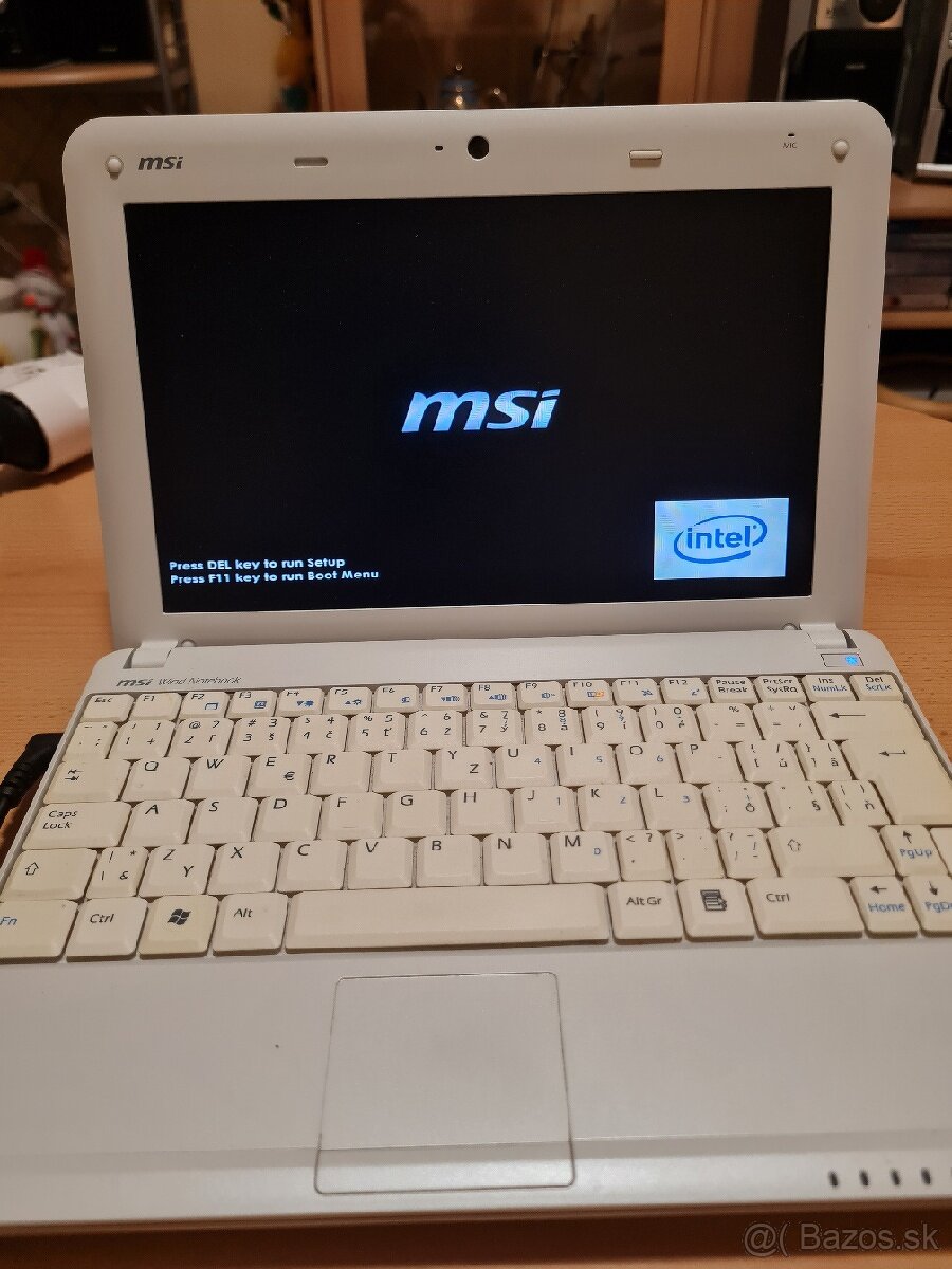 Predám netbook MSI Wind U100