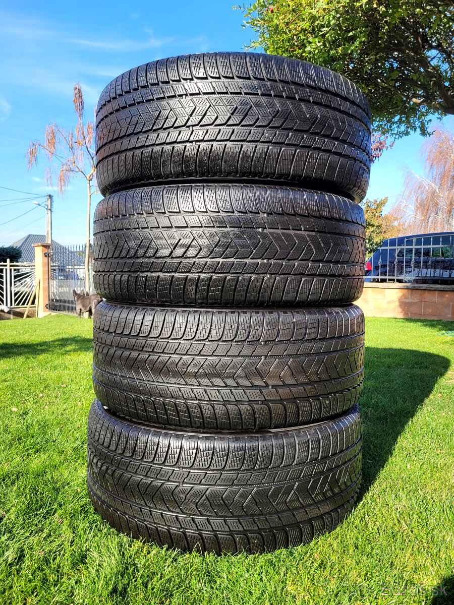 285/45 R22 Pirelli zimné