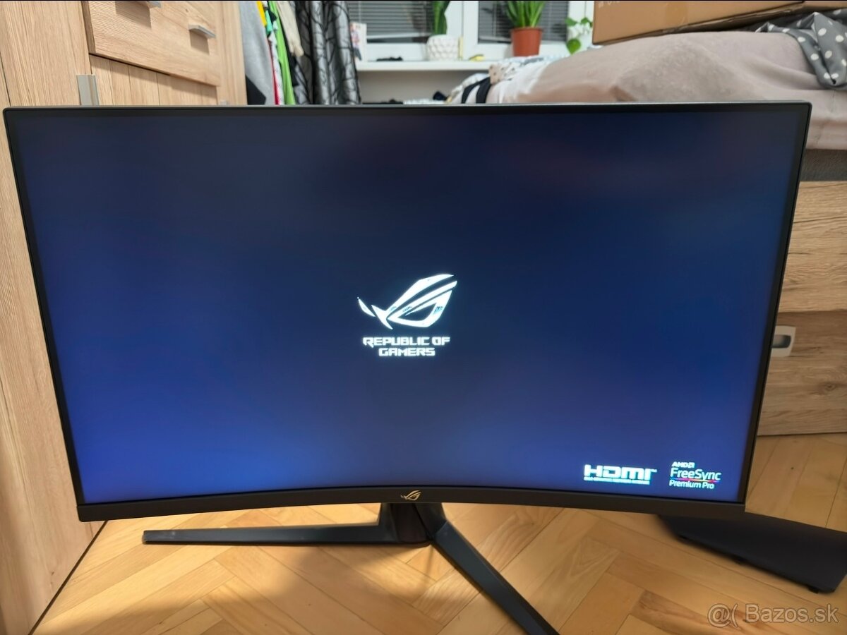 Herný monitor Asus ROG Strix XG32VC 32”