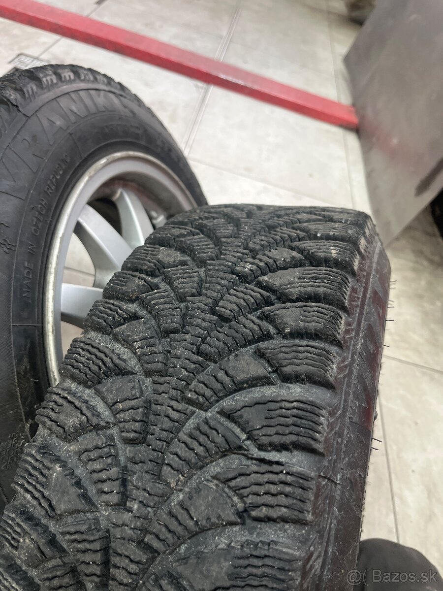 185/60r15