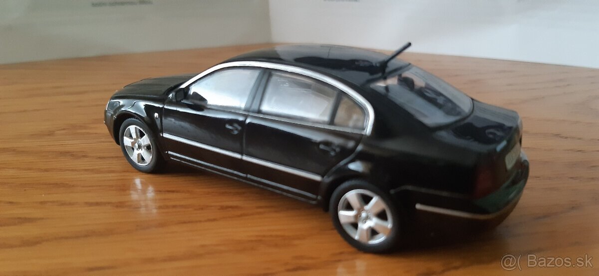 DeAGOSTINI škoda SUPERB 1 ,,,1:43