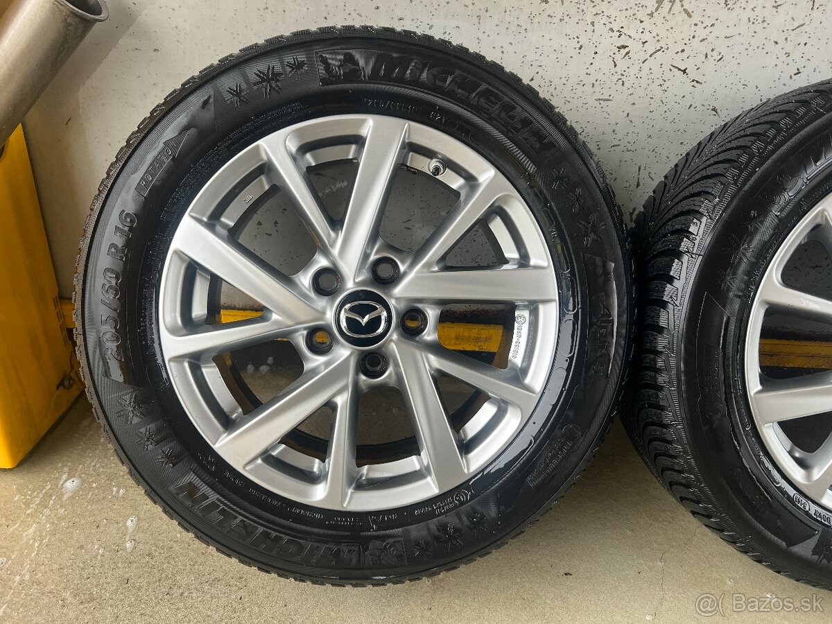 zimne kolesa elektrony Mazda 205/60 R16 Michelin