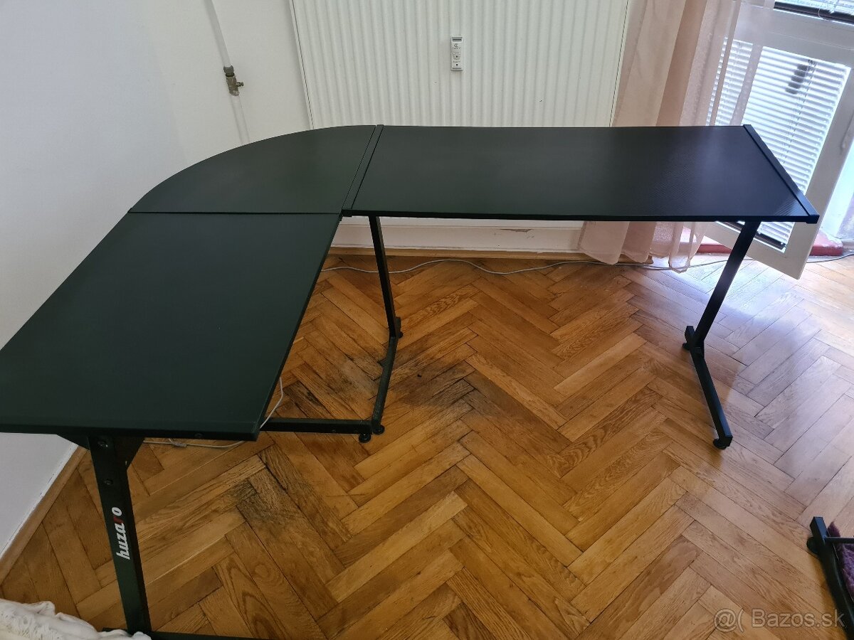 Rohovy stol // PC Stol // Kancelarsky Stol // Desk