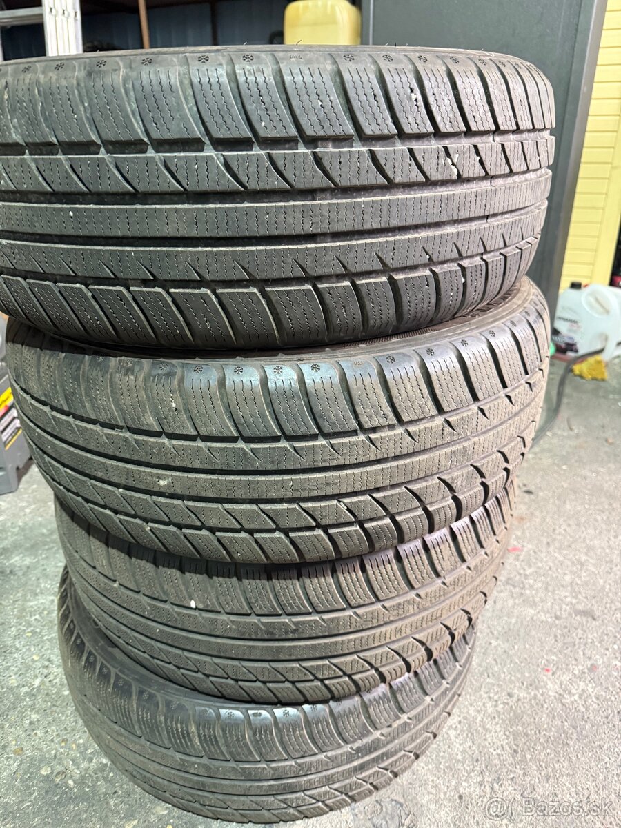 Zimne pneu 205/55r17