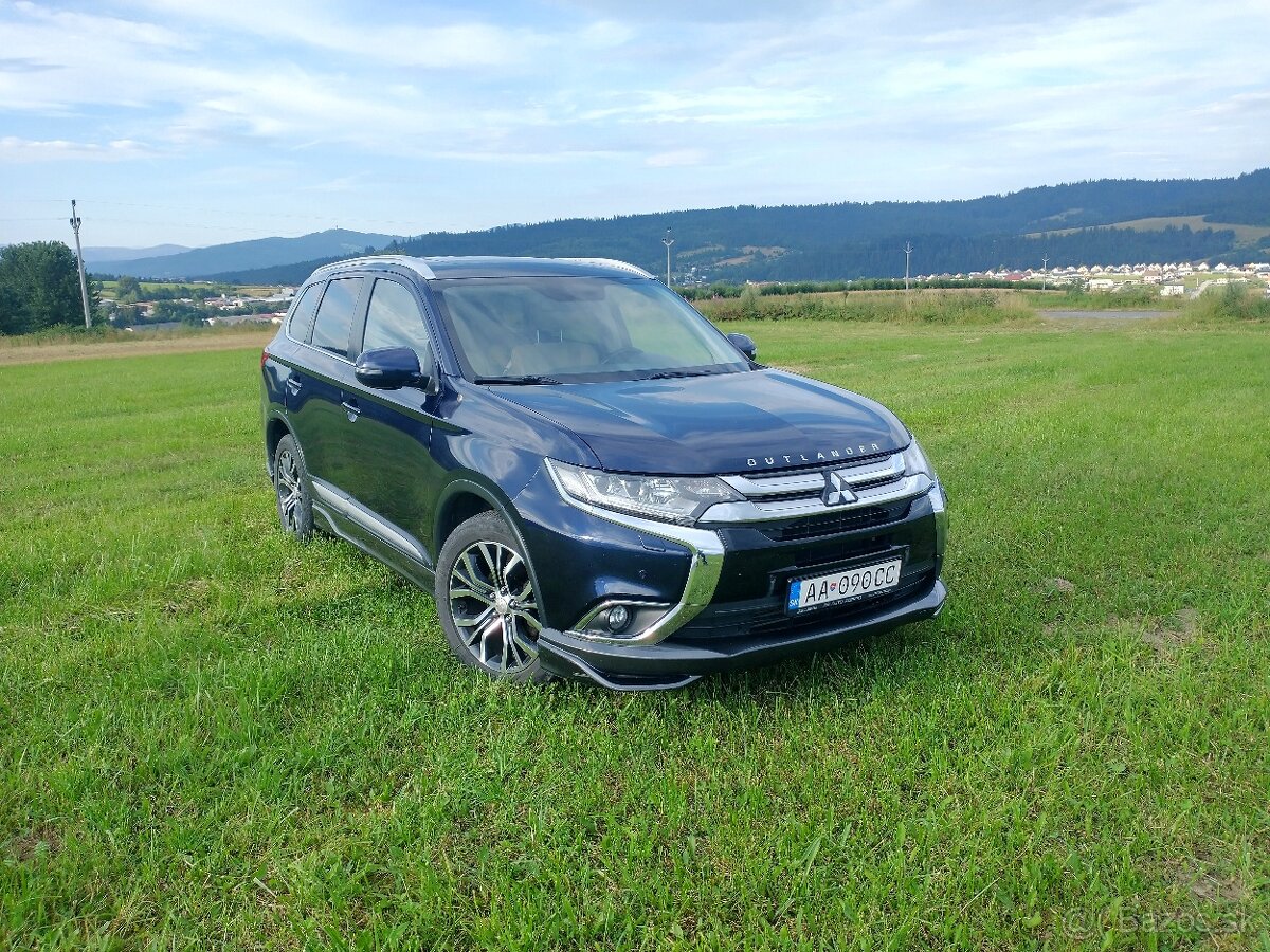 Mitsubishi Outlander 2.2 DI-D, A/T / 4WD - 7 miestne