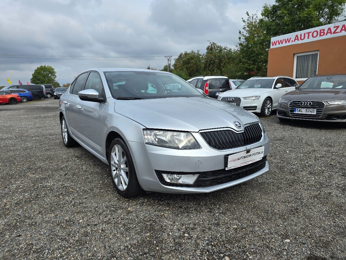 Škoda Octavia 1,6 TDI 81kW Ambiente DSG